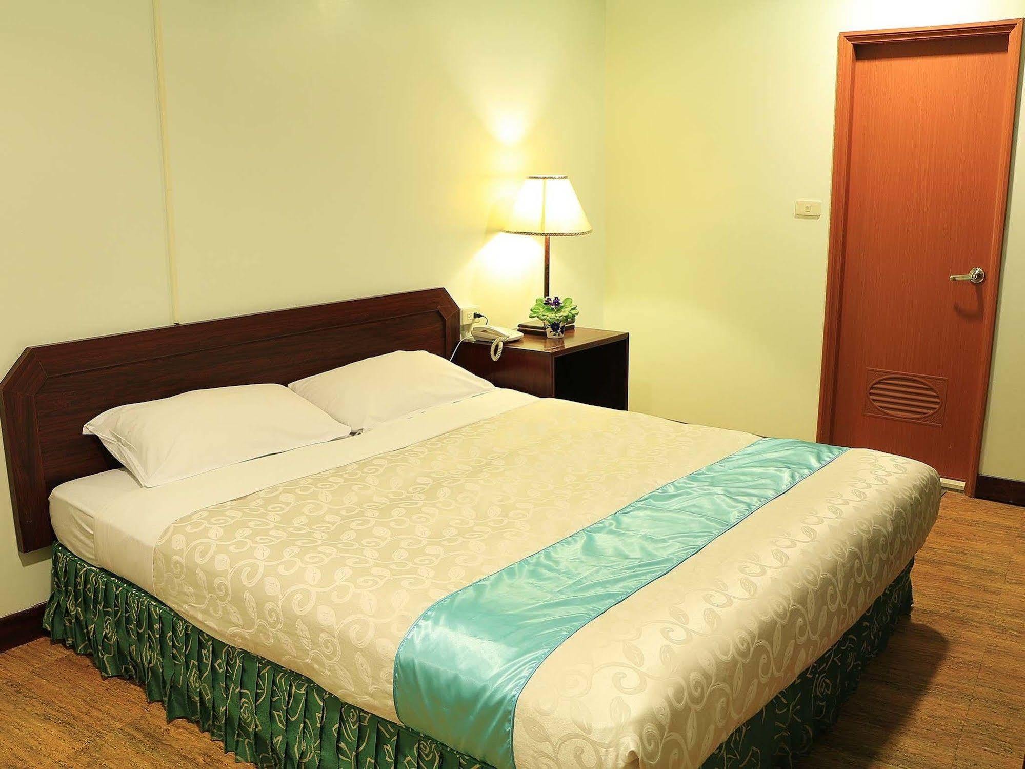 קנטינג Water Space Inn מראה חיצוני תמונה